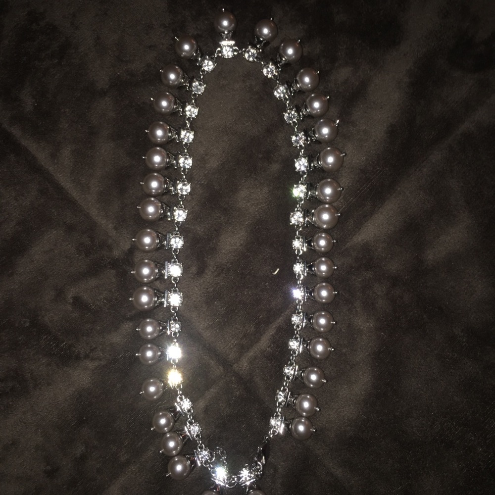 Banana republic necklace